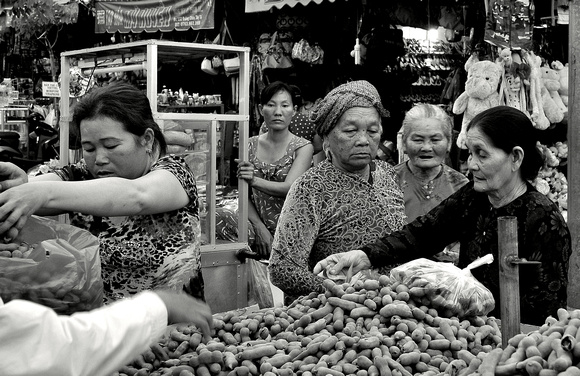 Buying Tamarind, Nui Sam, Vietnam